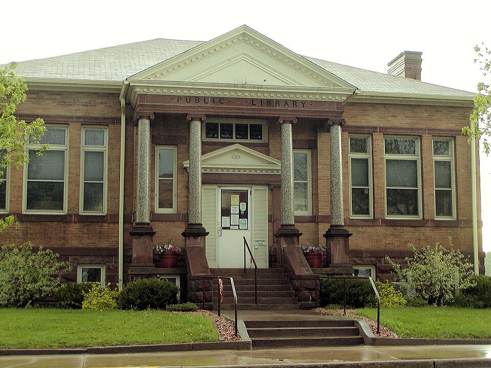 Photograph of Cumberland Public Library
