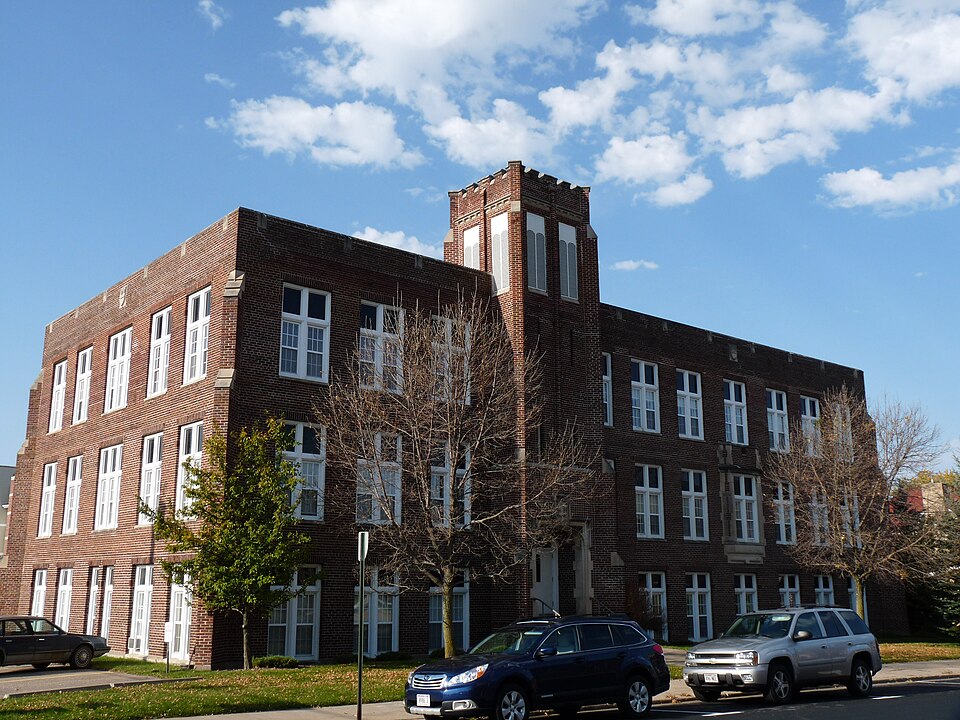 Photograph of Willard D. Purdy Junior High and Vocational School