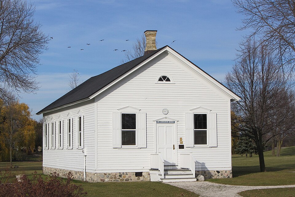 Photograph of Brown Deer School