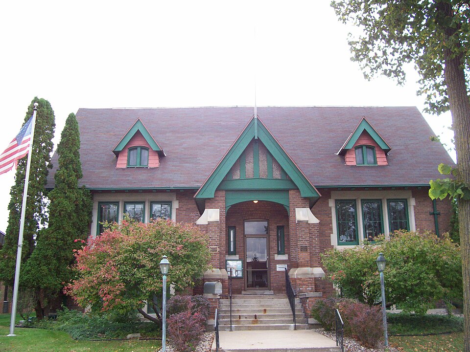 Photograph of Waupaca Free Public Library