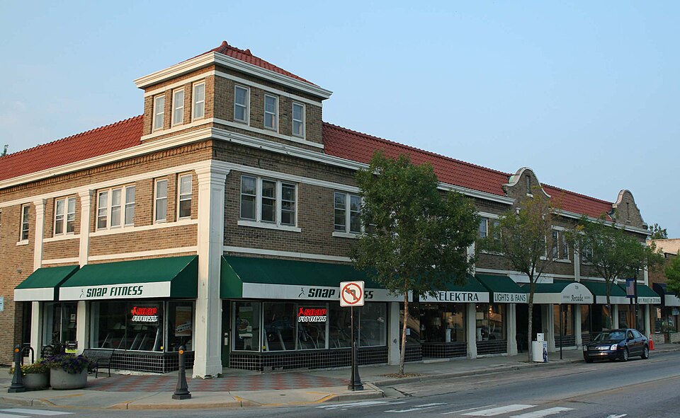 Photograph of Wauwatosa Arcade Building