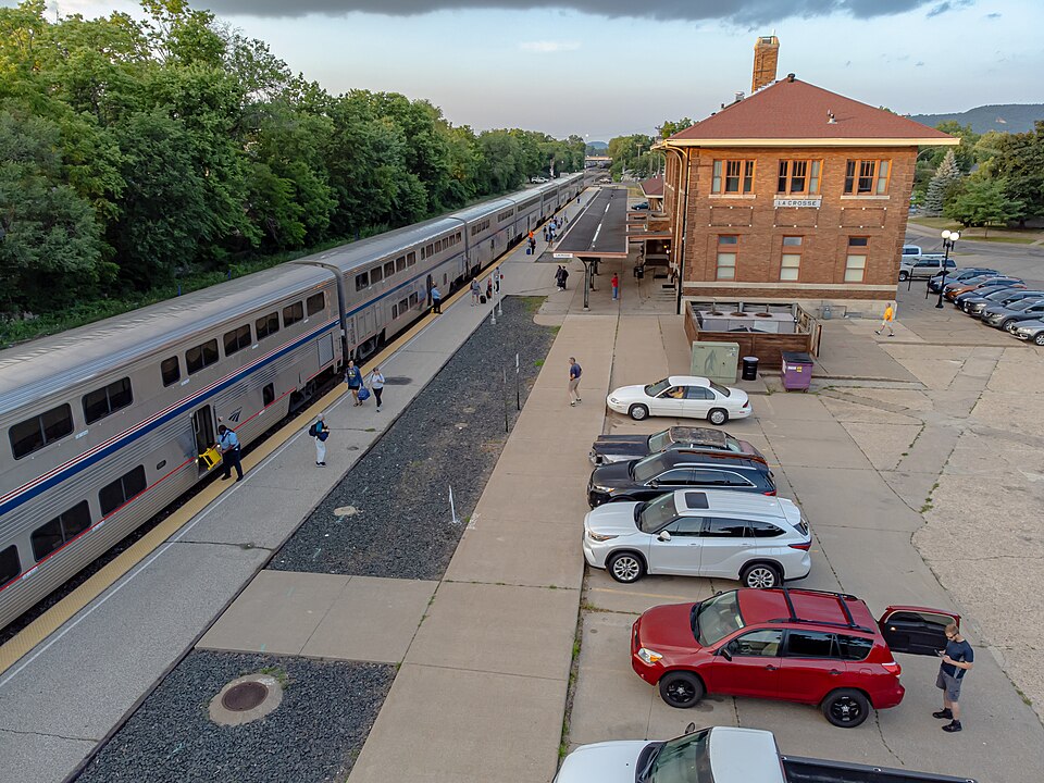 Photograph of La Crosse station