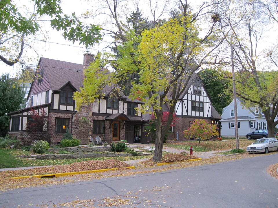 Photograph of West Lawn Heights Historic District