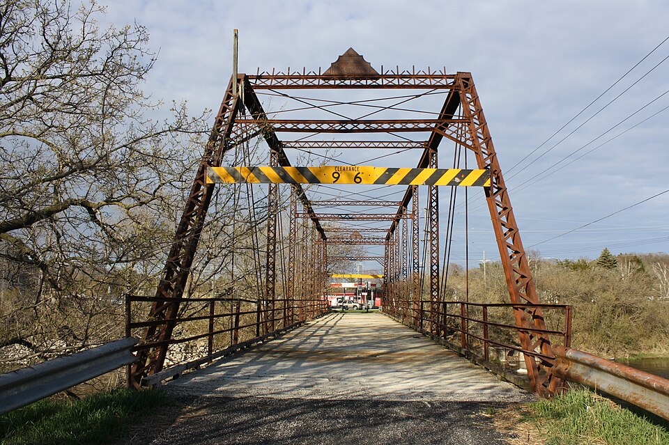 Photograph of Green Bay Road Bridge