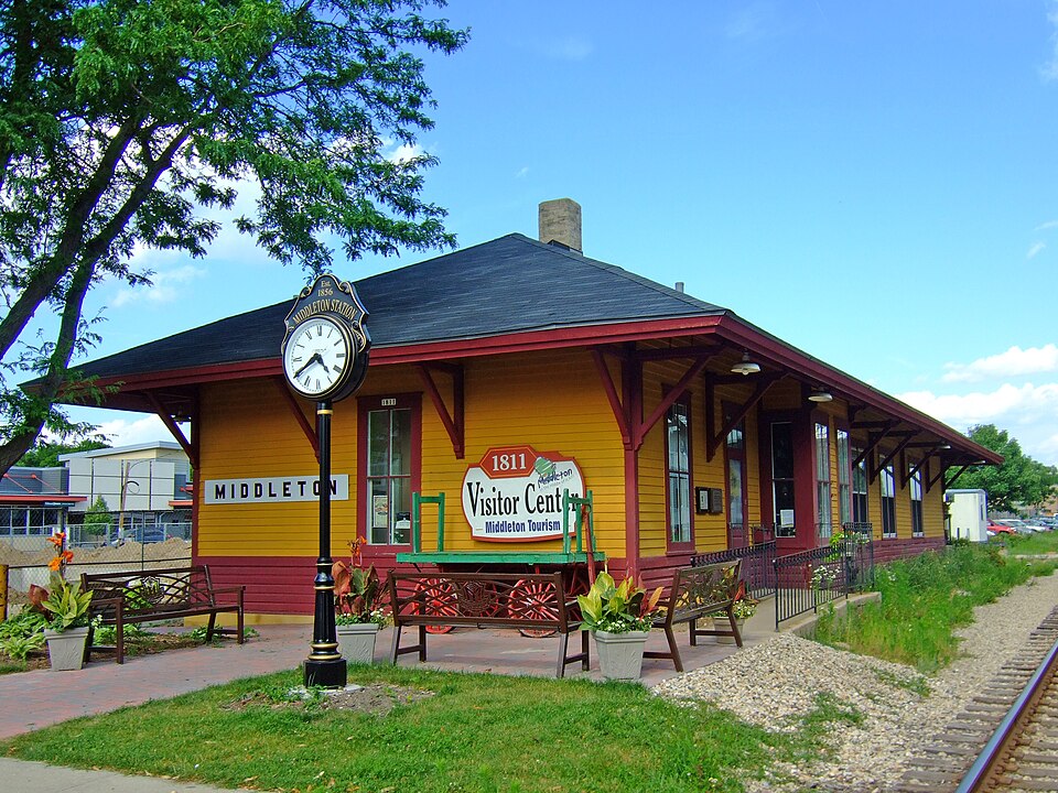 Photograph of Middleton station