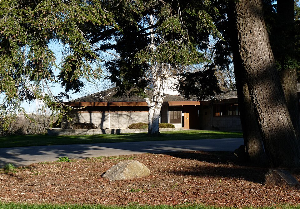 Photograph of Duey and Julia Wright House