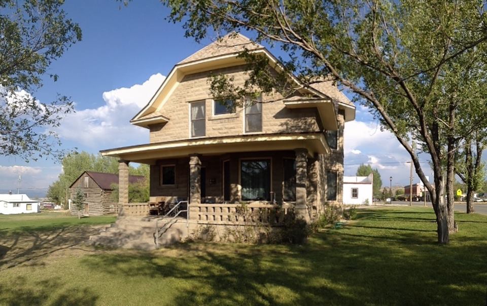 Photograph of Willis House