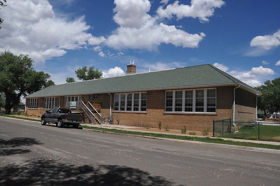 Photograph of Lincoln School