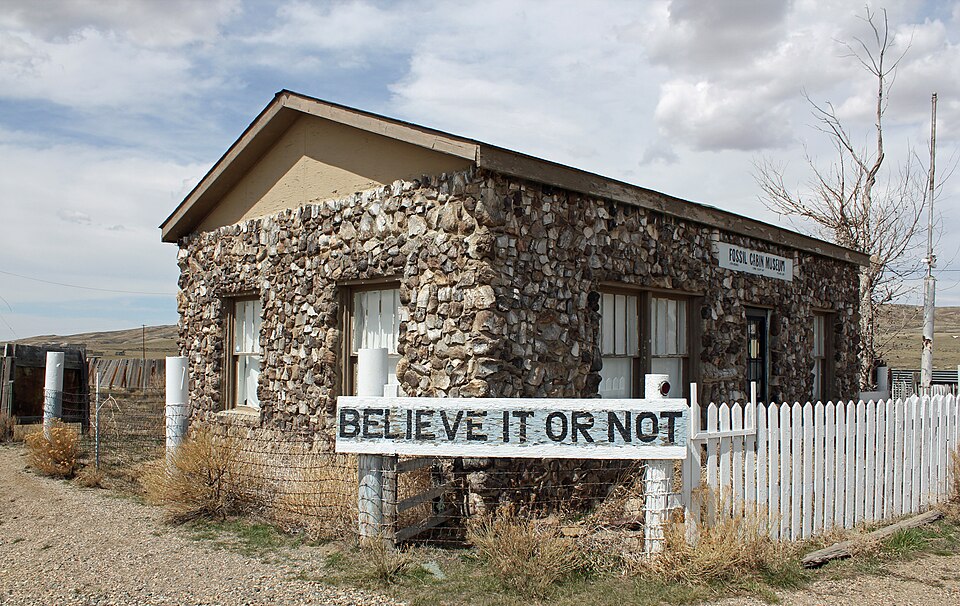 Photograph of Fossil Cabin