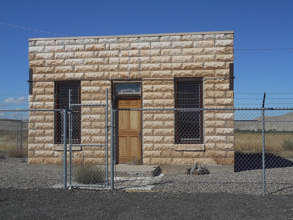 Photograph of Kirby Jail and Town Hall