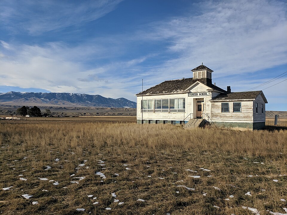 Photograph of Pioneer School